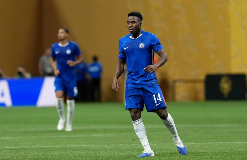 chelsea-don-tin-vui-tu-essugo-nhung-van-thap-thom-vi-estevao-truoc-dai-chien-arsenal